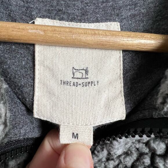 Thread and Supply Gray Wubby Sherpa Zip Pullover Chunky Sweater Size M - Picture 4 of 7
